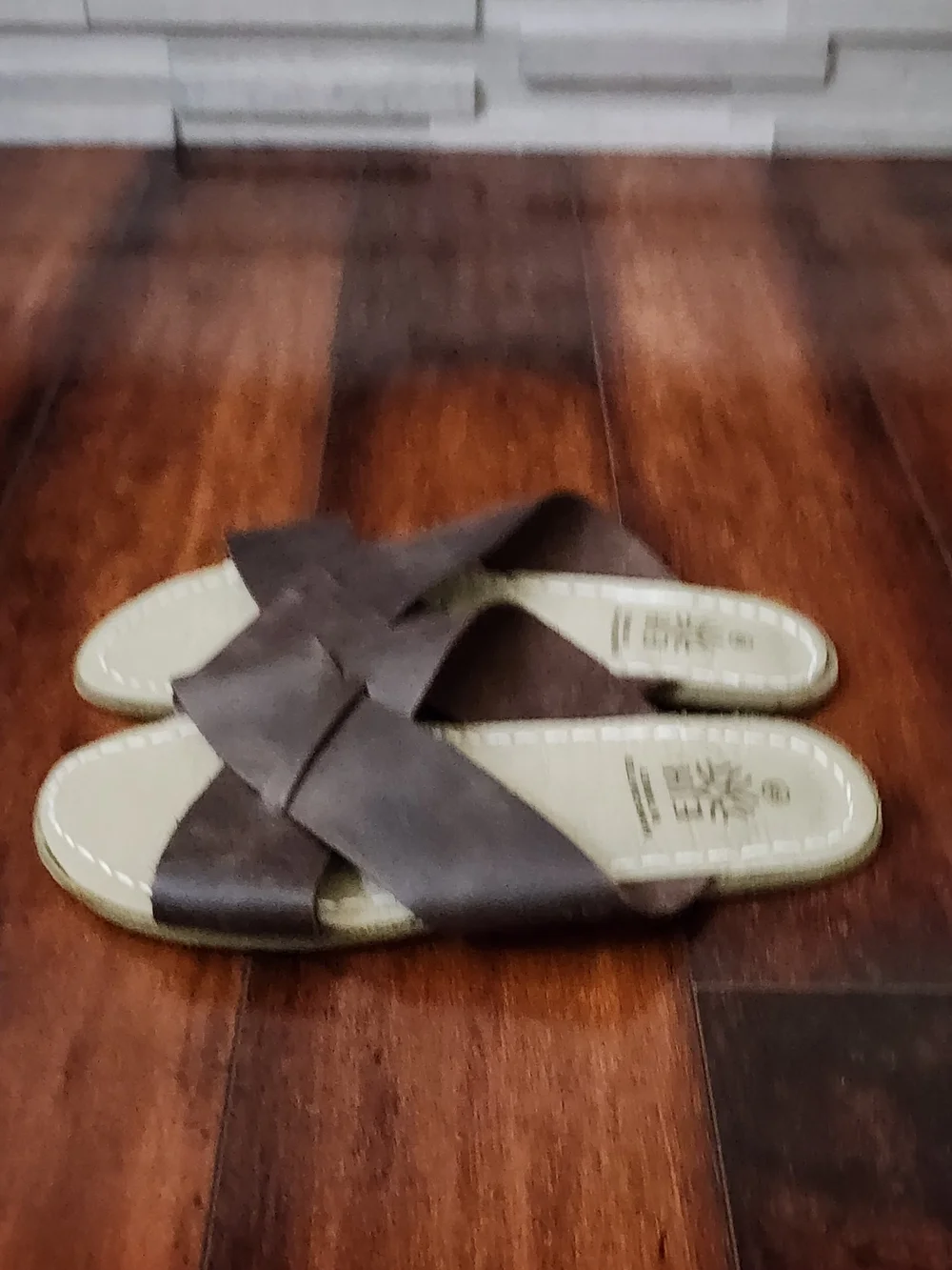 Earthing Harmony Grounding & Earthing Barefoot Criss-Cross Sandals – EU 45 US 11